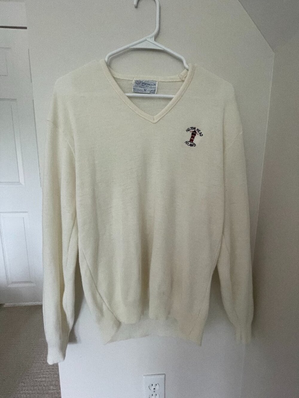 Vintage RC Sportswear 1960s Hilton Head Island Sweater | White V-Neck | Size M